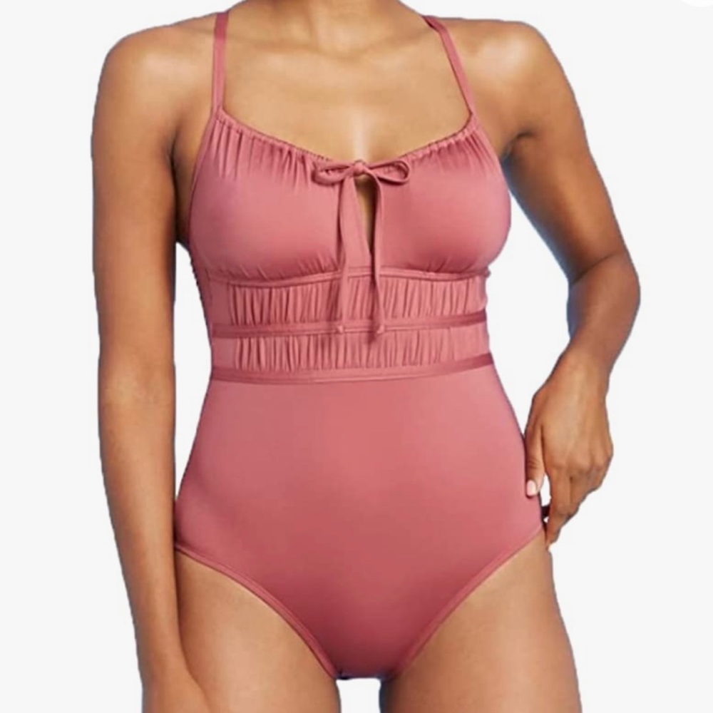 🏝NWT FLATTERING 1 PIECE SWIMSUIT